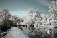 Photographie Infrarouge. Point de Vue devant l'auberge du Buchet, &agrave; Saint Laurent sur S&egrave;vre.
